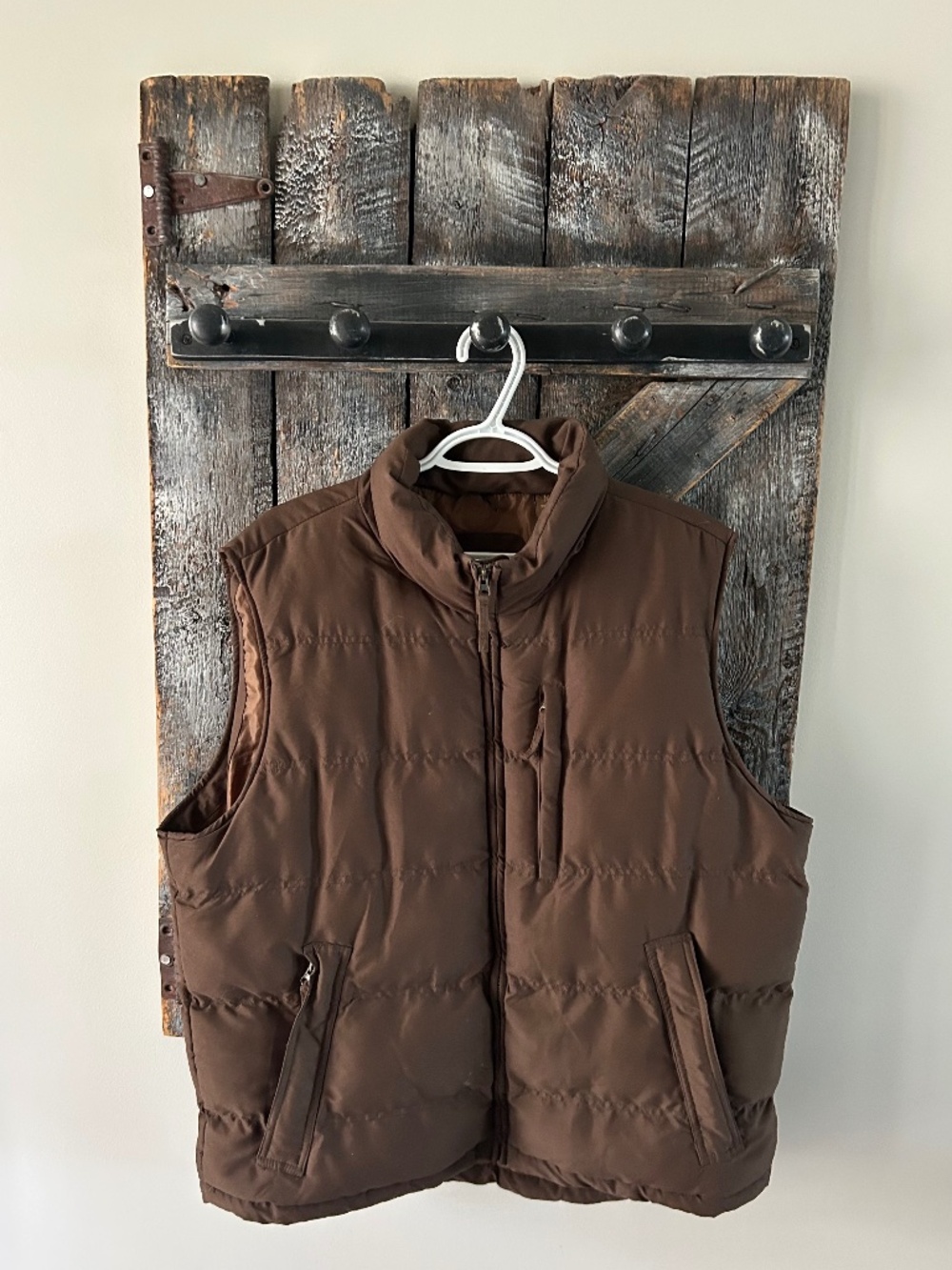 Men's St John's Bay Brown Quilted Puffer Vest